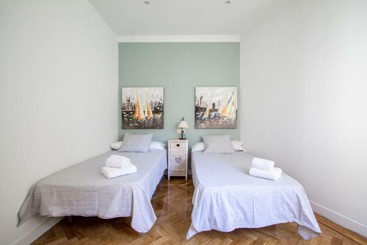 Apartamentos Dali Мадрид Экстерьер фото